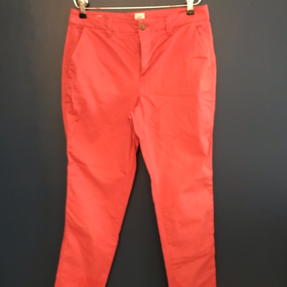 GAP girlfriend chino
